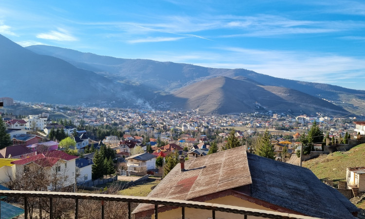 ویلا وسط جنگل، ویودار، رو ارتفاع