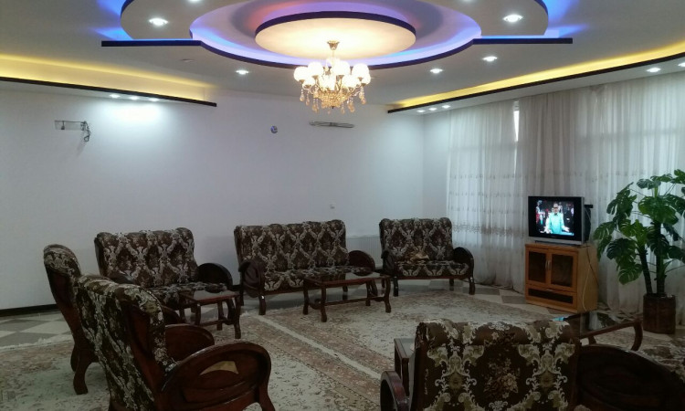 آپارتمان دو خوابه بسیار شیک و لاکچری