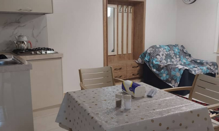 مهمانسرای سنتی حنیفه زاد ( واحد 55 متری همکف )