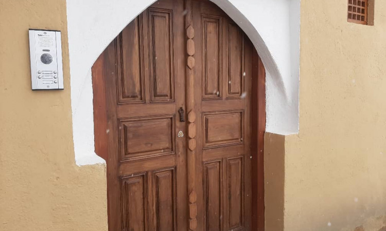 مهمانسرای سنتی حنیفه زاد ( واحد 55 متری همکف )