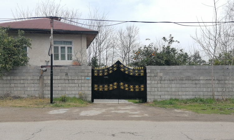 اجاره ویلا ساحلی جنگلی گل سرخ