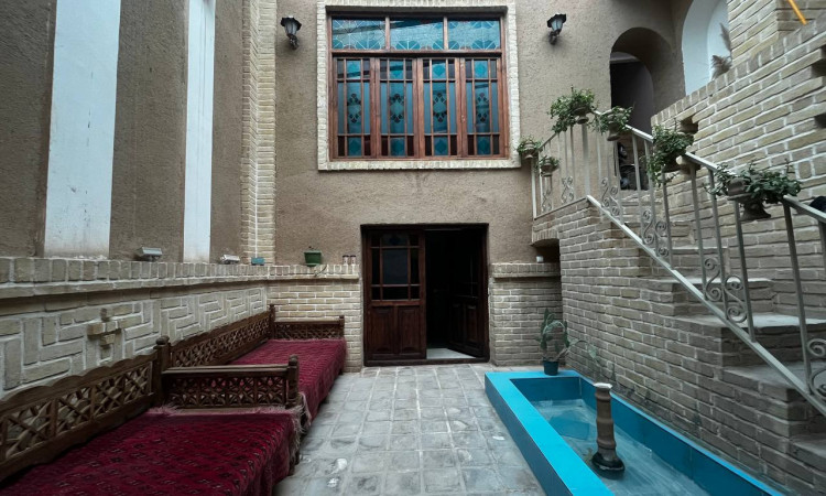 رزرو بوم گردی خانه سمنانی ها - دربست به طور کامل