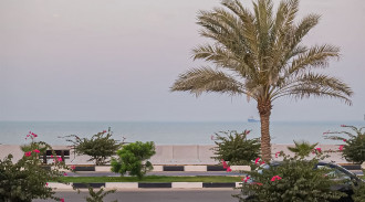 استئجار فيلا نظيفة على الشاطئ مطلة على البحر