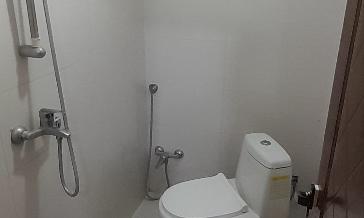کلبه چوبی استخردار شونیشت