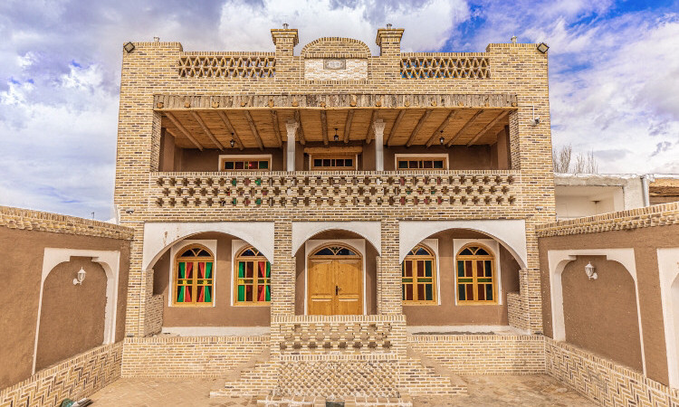 رزرو بوم گردی 17 متری نارگل 2