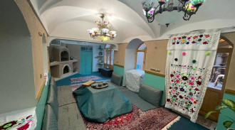 رزرو سنتی سرای کاشیان ما - اتاق ماه شاه