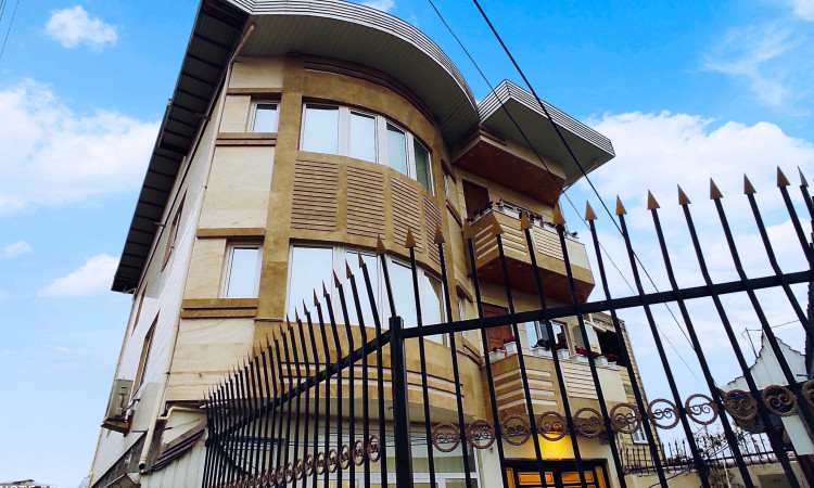 اجاره سوئیت بزرگ با حیاط مستقل