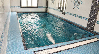 استئجار شقة دوبلكس من ثلاث غرف نوم مع مسبح في تانيا