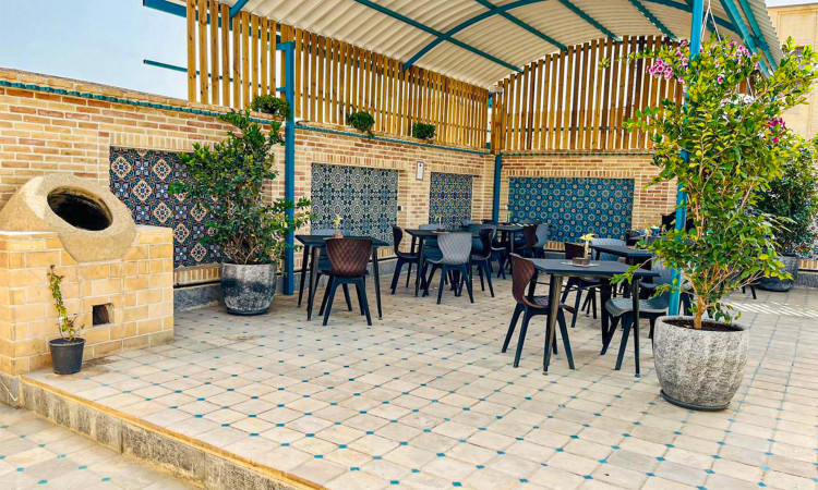 رزرو هتل سنتی گل آرا (اتاق گلنار)