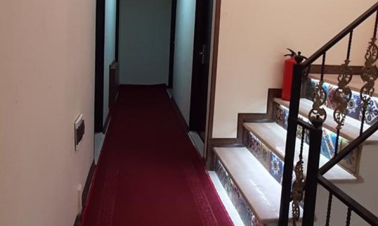 رزرو مهمانپذیر گنبد مینا اصفهان (اتاق سه تخته)