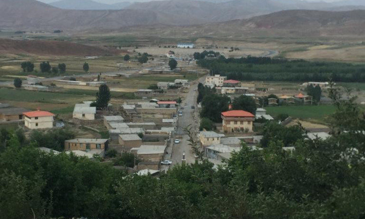 رزرو اقامتگاه بوم گردی لپک کوهرنگ