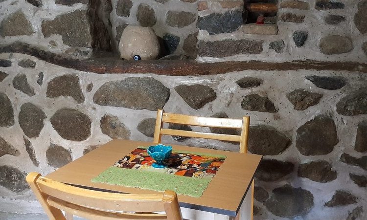 رزرو بوم گردی سادات(اتاق شاه نشین)