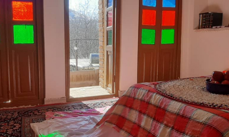 رزرو بوم گردی سادات(اتاق شاه نشین)