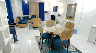 رزرو هتل آپارتمان هدا واحد هشت (مبل آبی کرم)