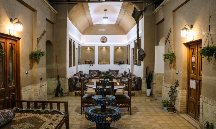 رزرو بوم گردی اسفندیارپور (اتاق 102 - 3 تخته)
