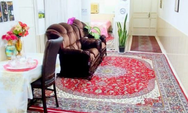 خانه یک خوابه خیابان انقلاب مرکز شهر