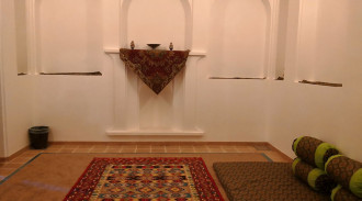 رزرو اقامتگاه سنتی پنجه آفتاب (اتاق گوشواره )