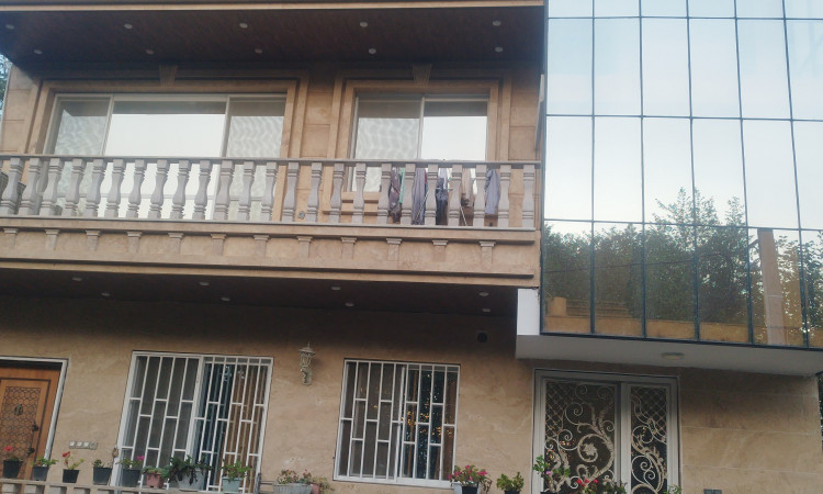 اجاره واحد اپارتمانی دو خوابه نوساز پای کوه