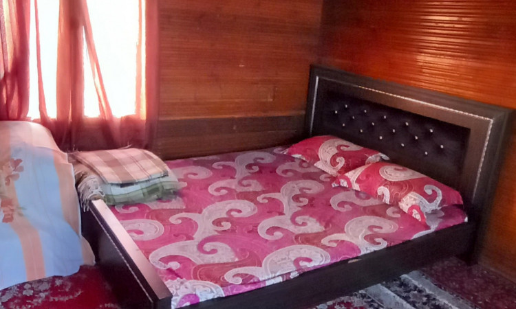 اجاره عمارت سنتی چوبی