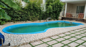 استئجار فيلا في درباستي مع ساحة كبيرة