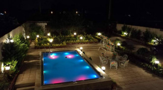 فيلا بحمام سباحة للإيجار في جو موتيل