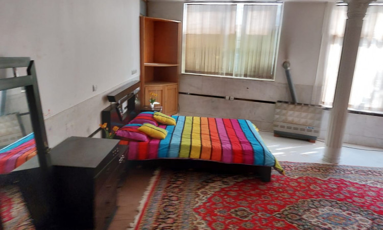 اجاره خانه 350 متری نزدیک به اماکن تاریخی