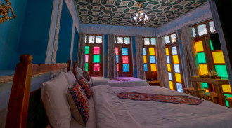 رزرو هتل سنتی تابش (اتاق جهان نما)