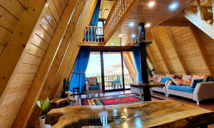 اجاره کلبه سوئیسی جنگلی با استخرآبگرم