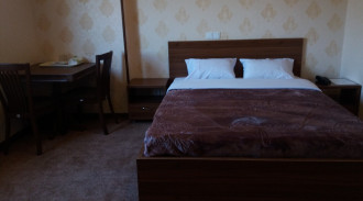 هتل فانوس شب صومعه سرا (طبقه اول_2 تخته دابل)