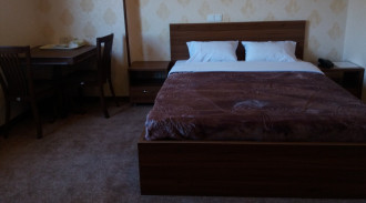 هتل فانوس شب صومعه سرا (طبقه دوم_2 تخته دابل)