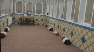 رزرو اقامتگاه سنتی مادربزرگ کویر ورزنه (8 نفر)