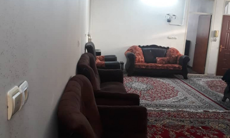 آپارتمان 100 متری شهرک گلستان
