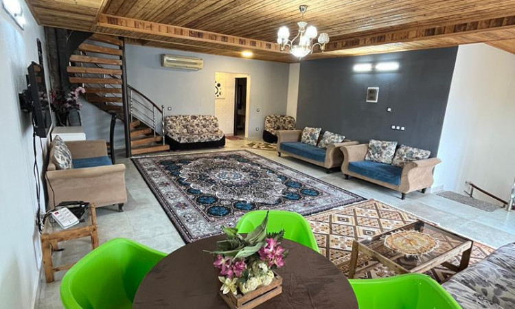 اجاره ویلا تریپلکس ساحلی استخردار