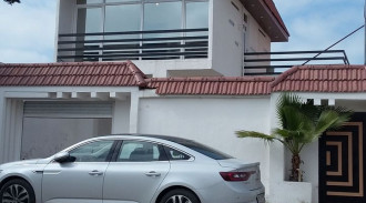 فيلا دوبلكس تراس للإيجار مطلة على بحر برديس