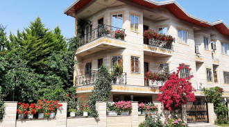 شقة للايجار في مجمع جلهاي زيبا (وحدة 1 الدور الاول)