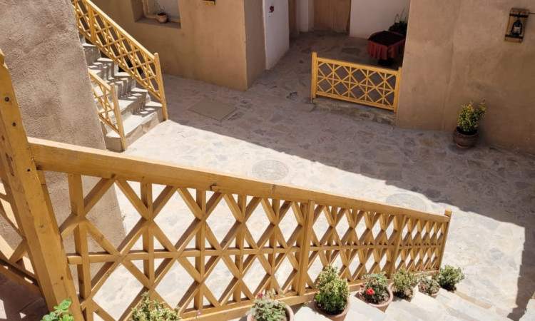 رزرو اله بوم (اتاق سرخگل)