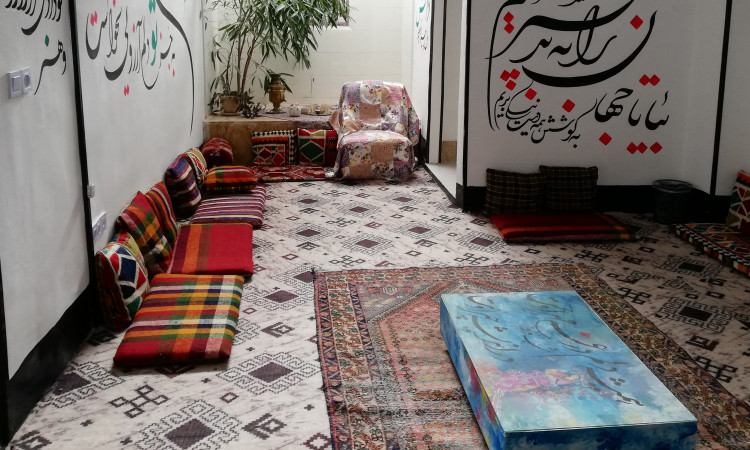 اقامتگاه بومگردی شاهنامه (سوئیت سيندخت)