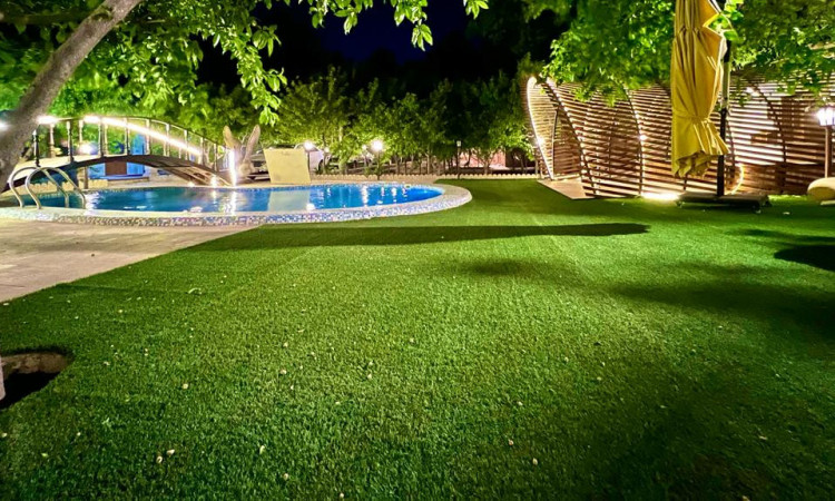 اجاره ویلای زیبا با محیط دلنشین دارای استخر(کردان)