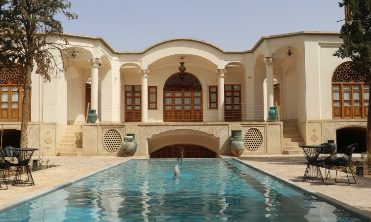رزرو بوتیک هتل عمارت ماندگار (اتاق 103 دابل)