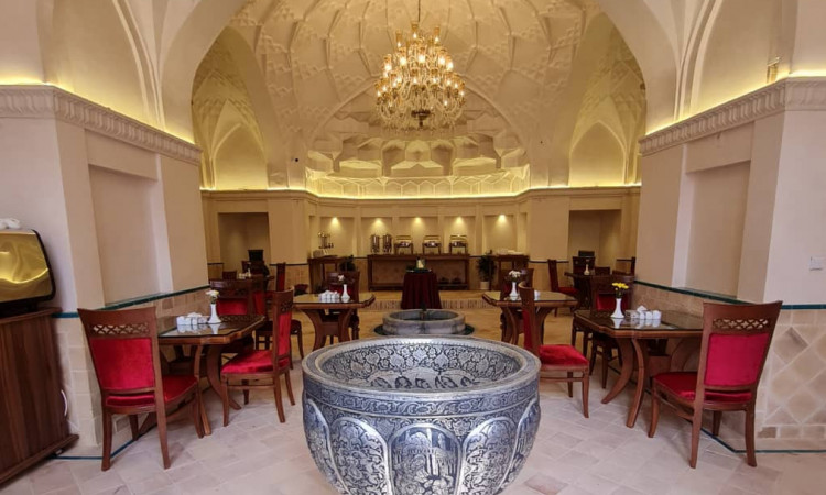 رزرو بوتیک هتل عمارت ماندگار (اتاق 110 شاه نشین)