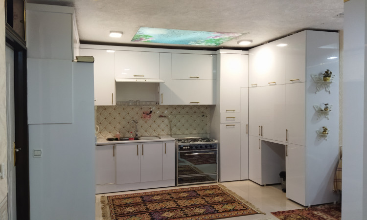 آپارتمان شیک و تمیز