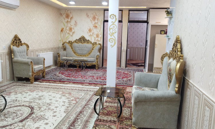 آپارتمان شیک و تمیز