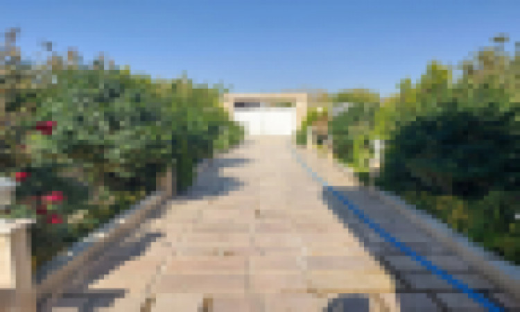 فيلا غرفتين نوم بحمام سباحة للإيجار في صفداشت