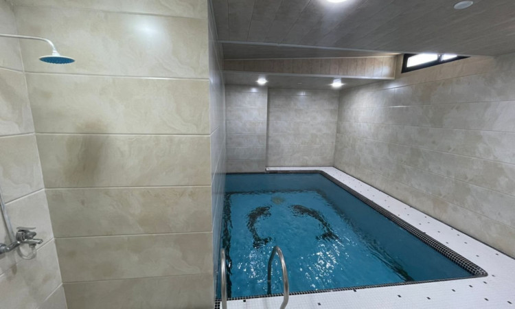 اجاره ویلای استخردار بسیار تمیز