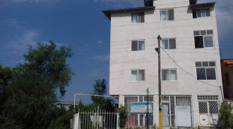 للايجار بناية غول محمدي (طابق اول)