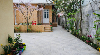 اجاره ویلای گلها با حیاط تک خواب 55متری