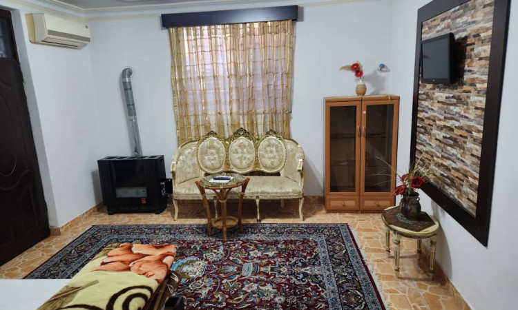 اجاره ویلای گلها با حیاط تک خواب 55متری