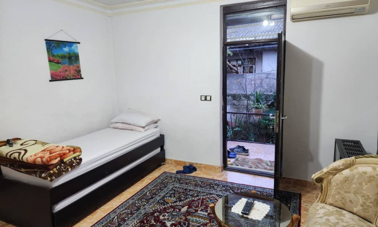 اجاره ویلای گلها با حیاط تک خواب 55متری