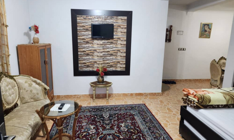 اجاره ویلای گلها با حیاط تک خواب 55متری