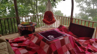 اقامتگاه جنگلی دنج و آرام با ویو عالی و دربست